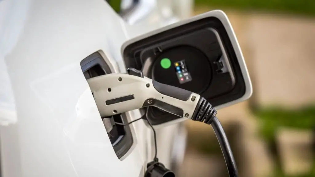 How Much Electricity Does an Electric Car Really Use